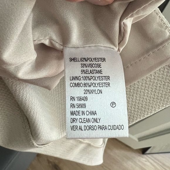 ANTONIO MELANI Elegant Pencil Dress - Picture 3 of 5